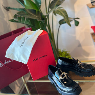 FERRAGAMO Ingrid Loafers  8 1/2