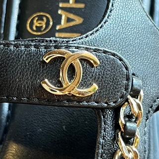 CHANEL Strappy Quilted Black Lambskin Platform Sandals SZ 39 (US 9)