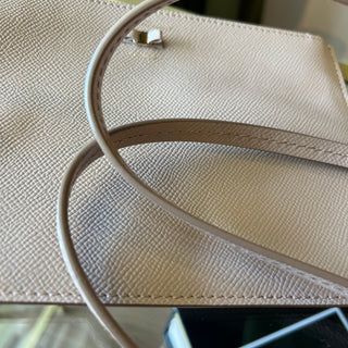 SALVATORE FERRAGAMO Vara Ribbon Beige Leather Tote