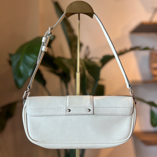 LOUIS VUITTON Epi Pochette Montaigne