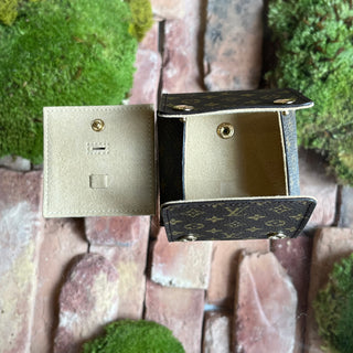 LOUIS VUITTON Mini Brown Monogram Canvas Folding Jewelry Case