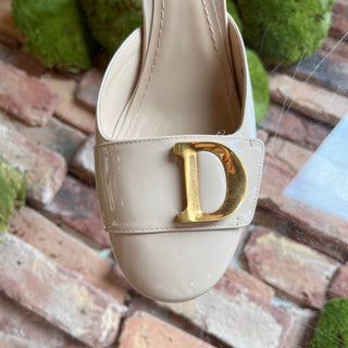 DIOR CD Beige Patent Leather Slingback Pumps SZ 38 (US 8)