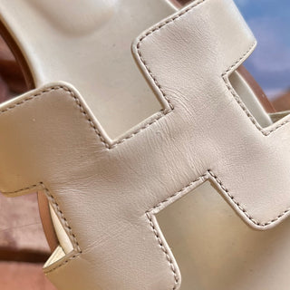 HERMES White Calfskin Leather Sandals SZ 38.5 (8.5 US)