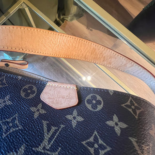 LOUIS VUITTON Graceful PM Monogram Canvas Hobo Bag