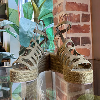 HERMÈS Catalya Vert Toundra Suede Goatskin Espadrille Sandals SZ 39 (US 9)