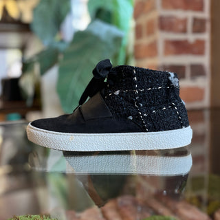 CHANEL CC High Top Black Suede Tweed Sneakers SZ38(8US)