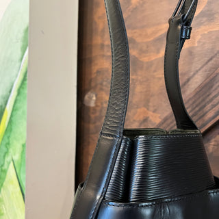 LOUIS VUITTON Sac D'Epaule PM Black Epi Leather Bucket Bag