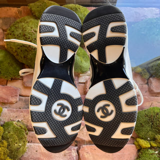 CHANEL White/Black CC Trainer Sneakers SZ 39 (US 9)