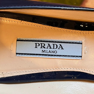 PRADA Blue Patent Leather Pointed Pumps SZ 37 (US 7)