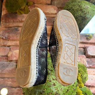 CHANEL Black Mesh Interlocking CC Espadrilles SZ 38 (US 8)