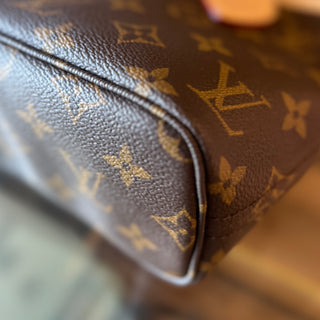 LOUIS VUITTON Neverfull BB Monogram