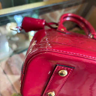 LOUIS VUITTON Red Alma Vernis BB