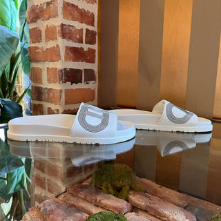 HERMES Biarritz White Leather Slides SZ 39 (US 9)
