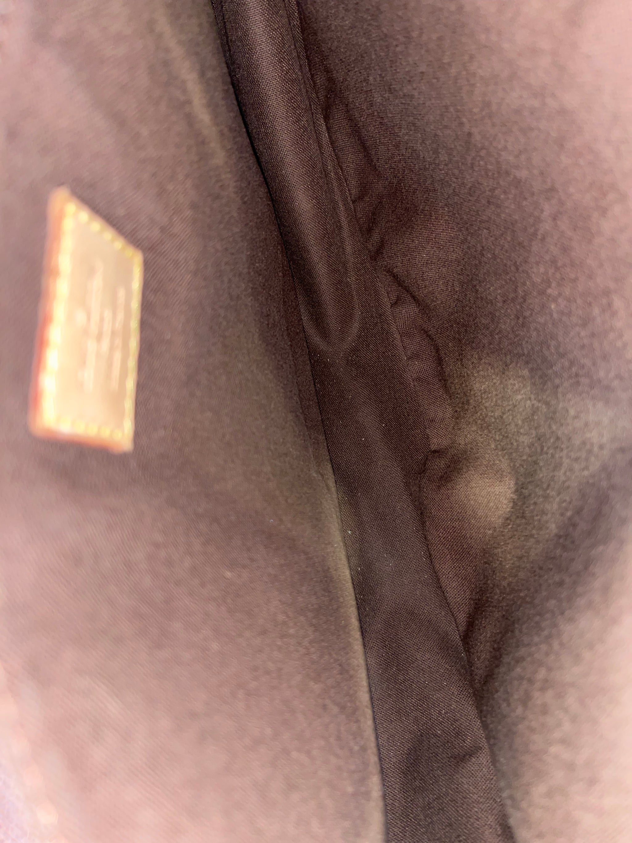 Louis Vuitton Monogram Menilmontant MM Bag – The Closet