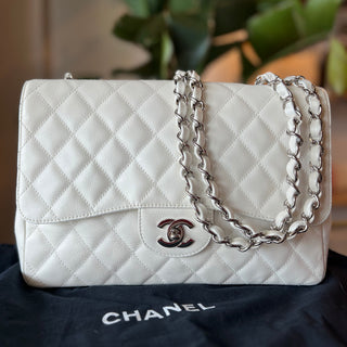 CHANEL Vintage Classic Jumbo White Caviar Single Flap