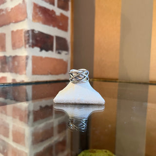 TIFFANY&CO. Celtic Knot Sterling Silver Ring SZ 8
