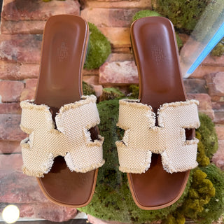 HERMES Beige Linen Canvas Oran Sandals SZ 39.5 (US 9.5)
