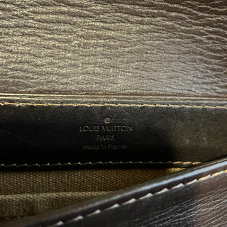 LOUIS VUITTON Utah Small Coffee Leather Yuma Messenger Bag
