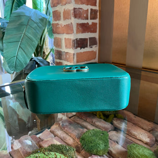 CHANEL Coco Curve Vanity Case Small Calfskin Top Handle Bag