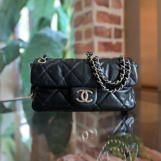 CHANEL Simply CC Flap Black Quilted Caviar Shoulder Bag