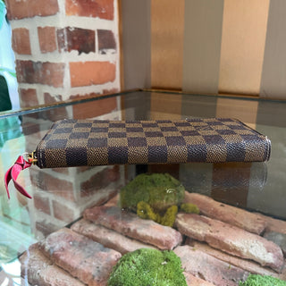 LOUIS VUITTON Damier Ebene Coated Canvas Zippy Wallet