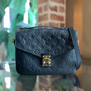 LOUIS VUITTON Pochette Metis Empreinte Black Leather Shoulder Bag