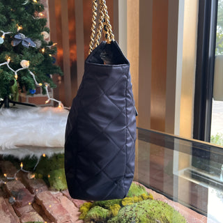 PRADA 1995 Re-Edition Large Navy Blue Impuntu Quilted Nylon Tote Bag