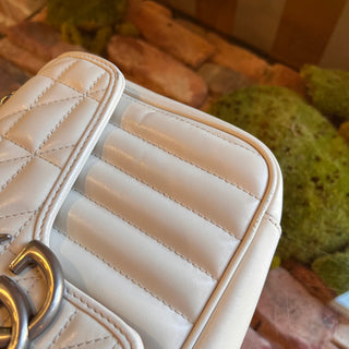 GUCCI Aria Small White Calfskin Matelasse GG Marmont Shoulder Bag