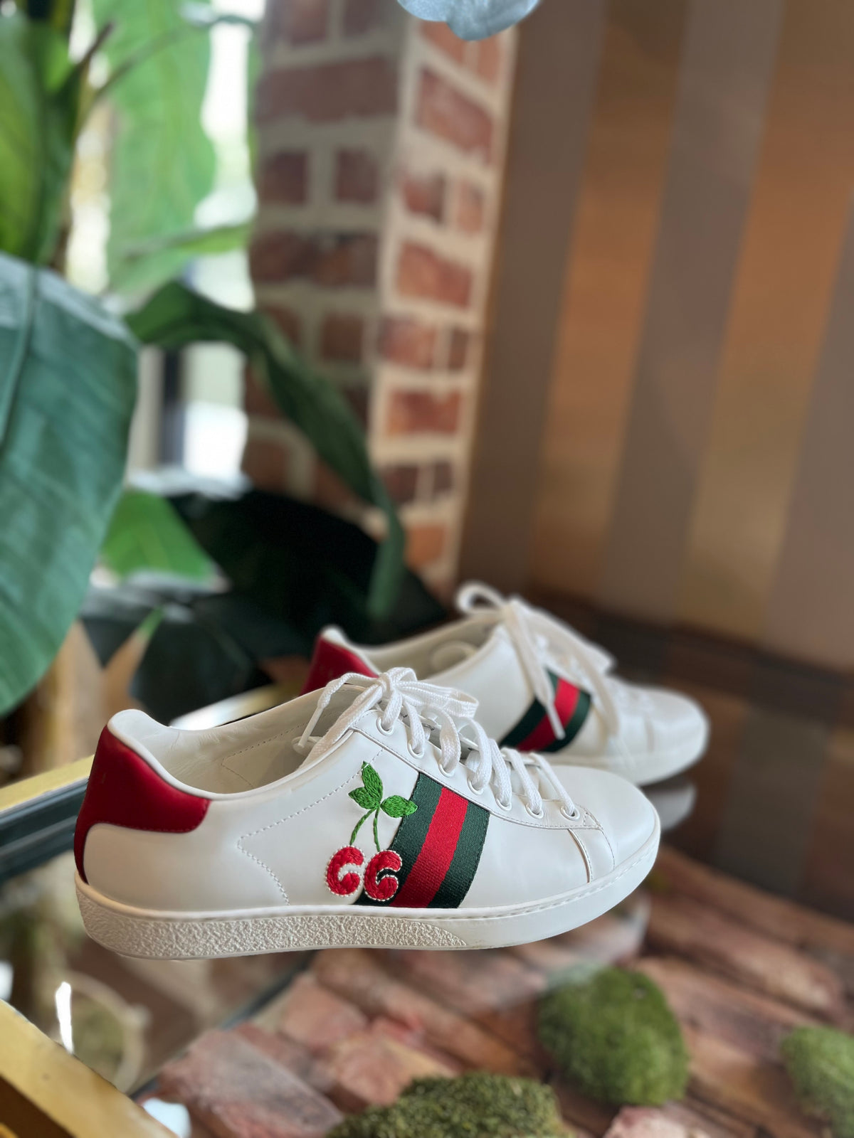 Gucci Shoes Cherry gg ace sneakers 39.5