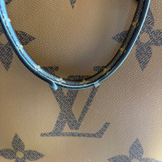 LOUIS VUITTON LV Monogram OnTheGo GM