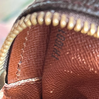 LOUIS VUITTON Amazone Brown Monogram Canvas Crossbody