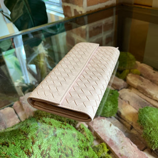 BOTTEGA VENETA Pink Intreccciato Woven Wallet