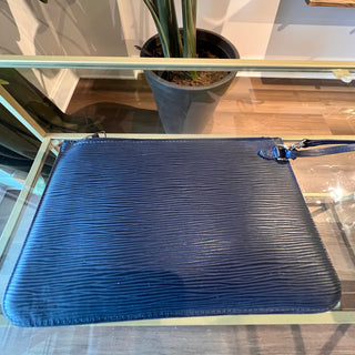 LOUIS VUITTON Navy Epi Leather Neverfull MM