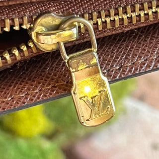 LOUIS VUITTON Sarah LV Monogram Brown Coated Canvas  Wallet