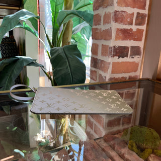 LOUIS VUITTON Neverfull Pochette Spring in the City Sunset Khaki Pochette Bag