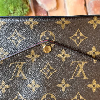 LOUIS VUITTON Félicie Pochette Monogram Crossbody