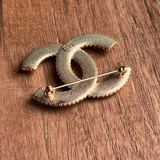 CHANEL CC 2020 Pearl Crystal Strass Brooch
