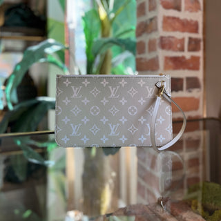 LOUIS VUITTON Neverfull Pochette Spring in the City Sunset Khaki Pochette Bag