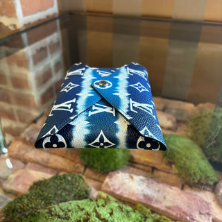 LOUIS VUITTION Kirigami Pochette Escale MM Blue