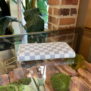 LOUIS VUITTON Zippy Damier Azur Canvas Wallet