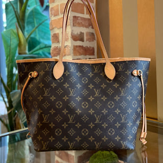 LOUIS VUITTON Neverfull MM Monogram Canvas Tote Bag