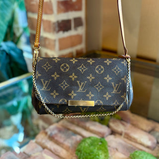 LOUIS VUITTON Monogram Favorite Crossbody