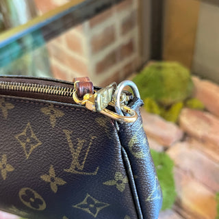 LOUIS VUITTON Pochette Accessories Vintage Brown Monogram Canvas Shoulder Bag