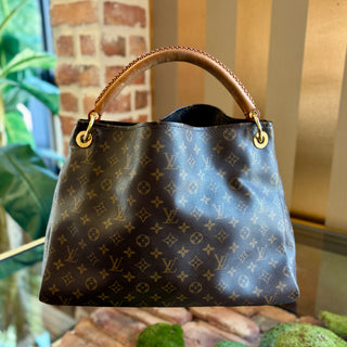LOUIS VUITTON Monogram Artsy MM