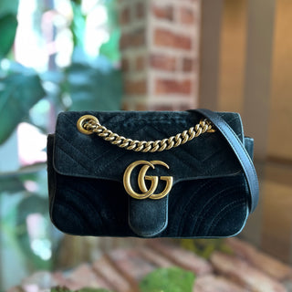 GUCCI Black Velvet Matelasse GG Marmont Shoulder Bag TS3911