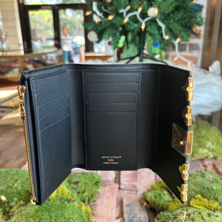 LOUIS VUITTON Capucines Compact Wallet