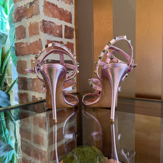 VALENTINO Light Pink Metallic Leather Rockstud Heels SZ 40 (US 10)