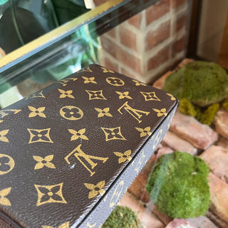 LOUIS VUITTON Felicie Pochette Limited Edition Vivienne Xmas Monogram Canvas Crossbody