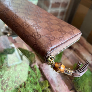 GUCCI Guccissima Bamboo Tassel Brown Aged Leather Zip Around Wallet