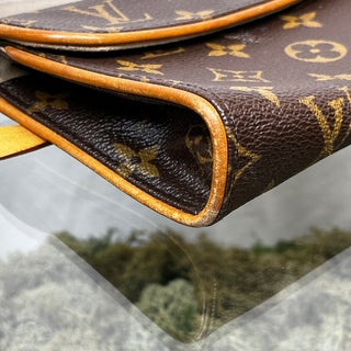 LOUIS VUITTON Pochette Florentine Brown Monogram Belt Bag